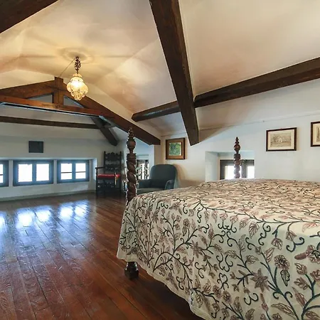 Sleeps 10 Wifi Willa Baveno